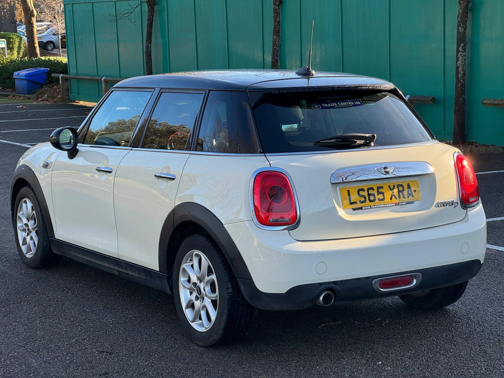 MINI Hatch 1.5 Cooper D Hatchback 5dr Diesel Manual Euro 6 (s/s) (116 ps)
