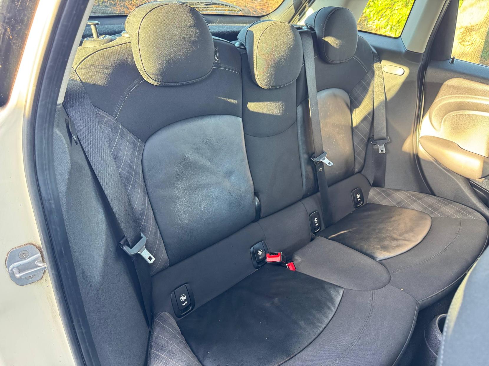 MINI Hatch 1.5 Cooper D Hatchback 5dr Diesel Manual Euro 6 (s/s) (116 ps)