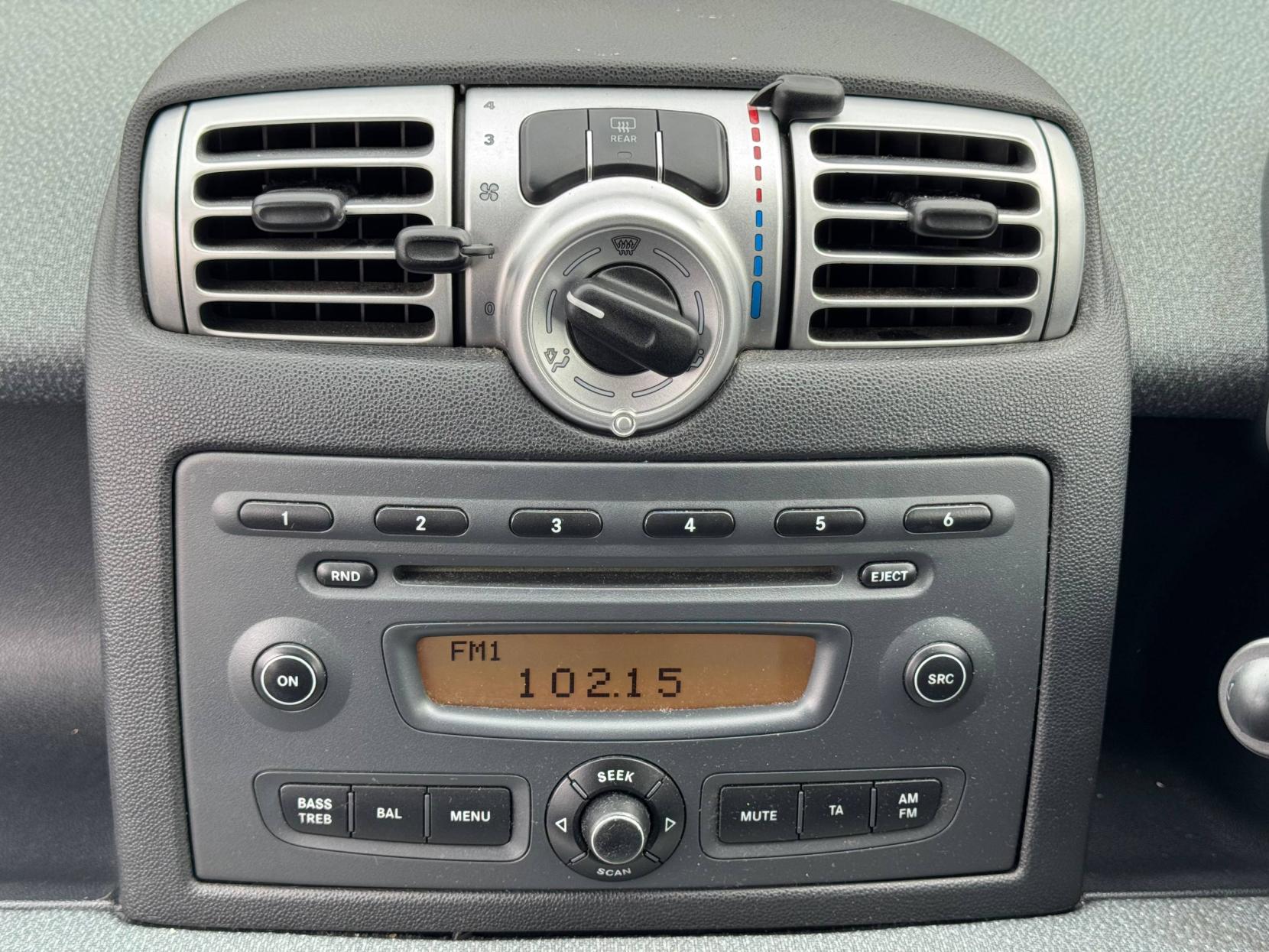 Smart fortwo 1.0 Pure Coupe 2dr Petrol Auto Euro 4 (61 bhp)