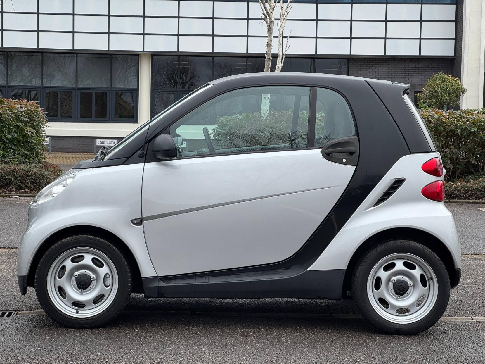 Smart fortwo 1.0 Pure Coupe 2dr Petrol Auto Euro 4 (61 bhp)