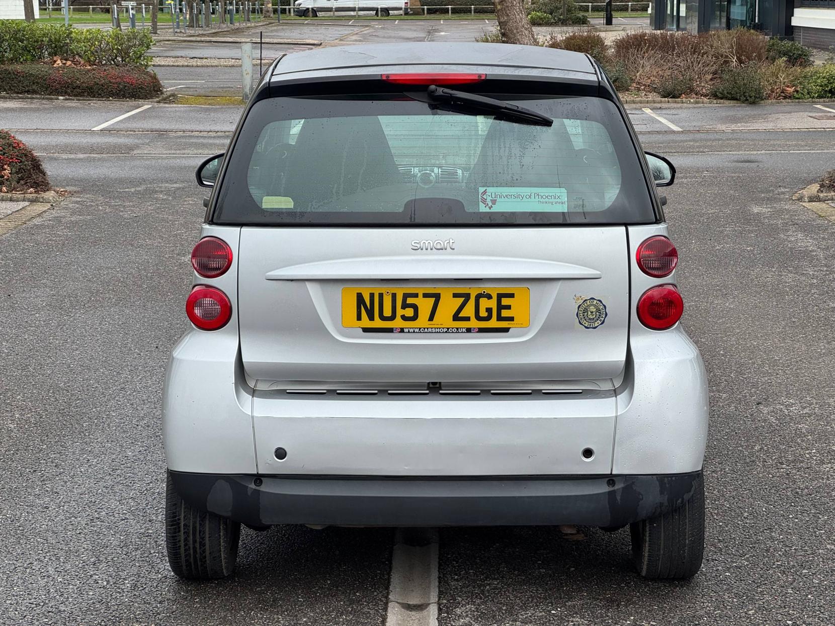 Smart fortwo 1.0 Pure Coupe 2dr Petrol Auto Euro 4 (61 bhp)