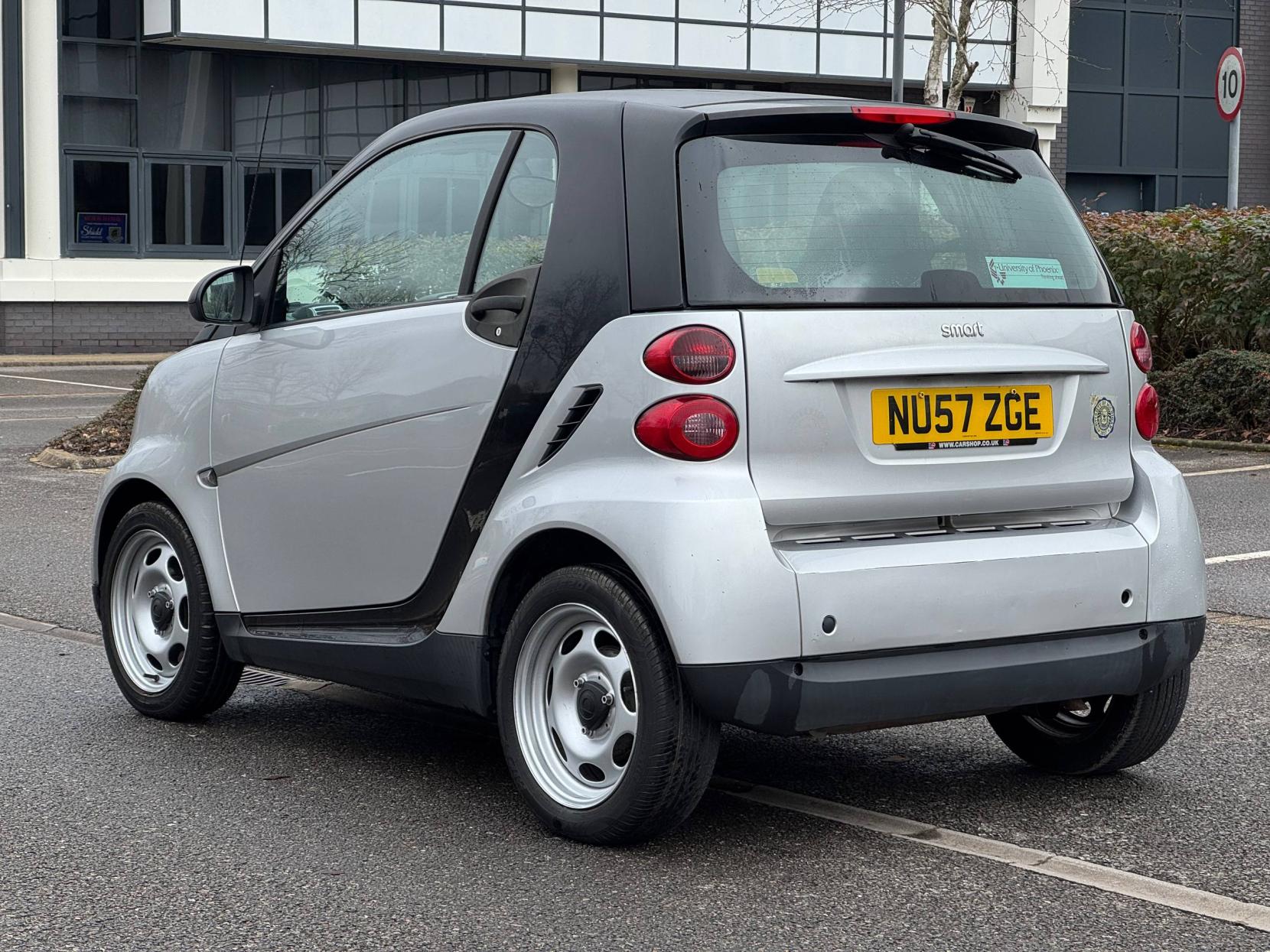 Smart fortwo 1.0 Pure Coupe 2dr Petrol Auto Euro 4 (61 bhp)