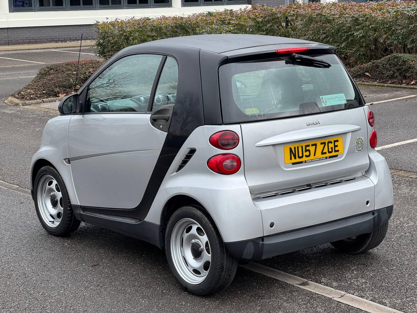 Smart fortwo 1.0 Pure Coupe 2dr Petrol Auto Euro 4 (61 bhp)