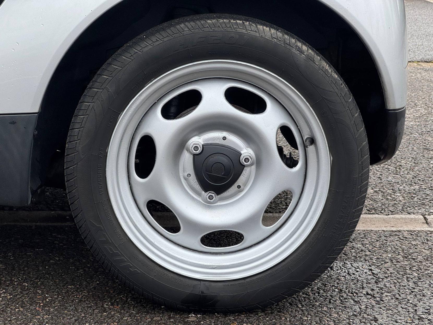 Smart fortwo 1.0 Pure Coupe 2dr Petrol Auto Euro 4 (61 bhp)