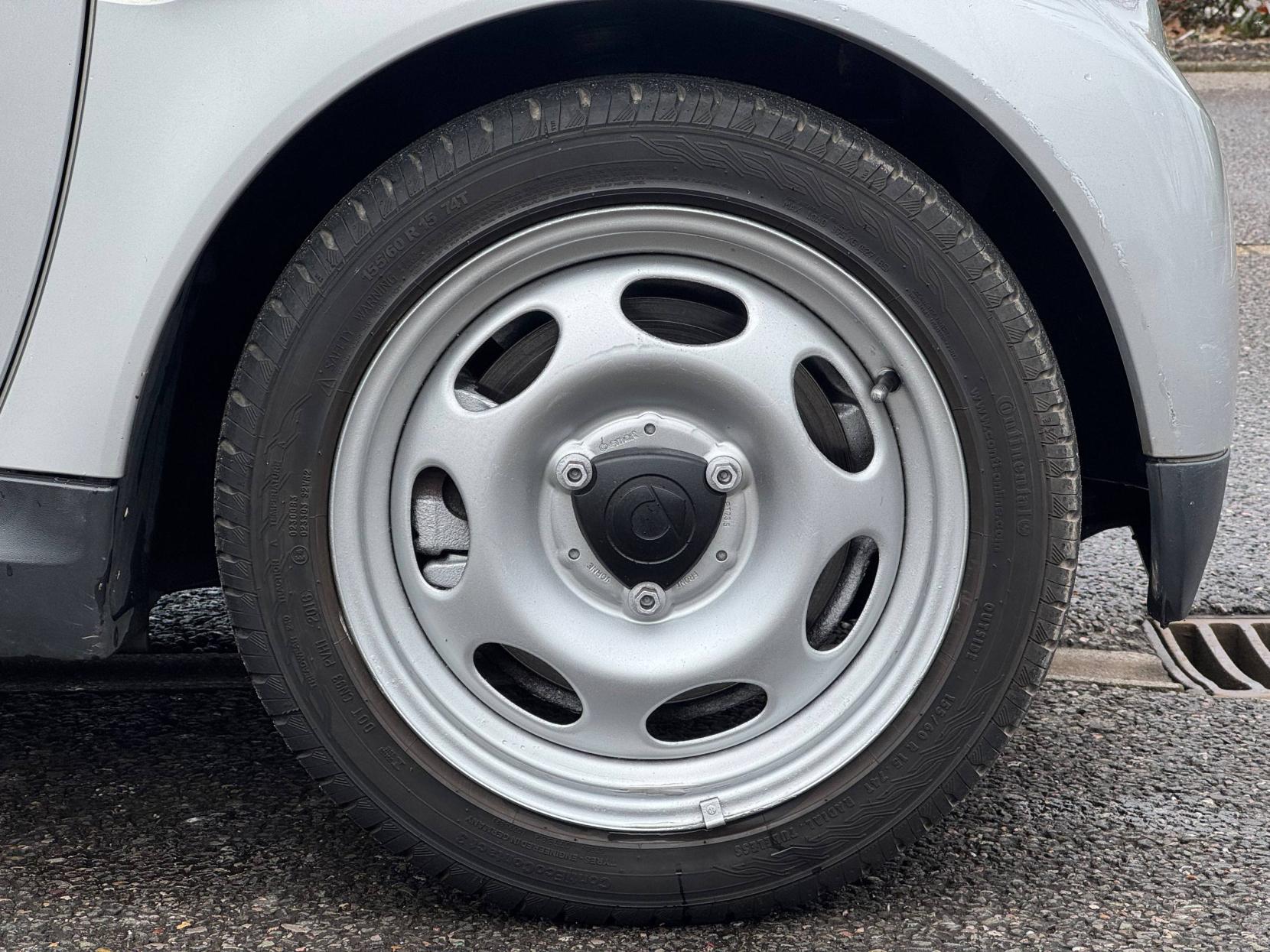 Smart fortwo 1.0 Pure Coupe 2dr Petrol Auto Euro 4 (61 bhp)