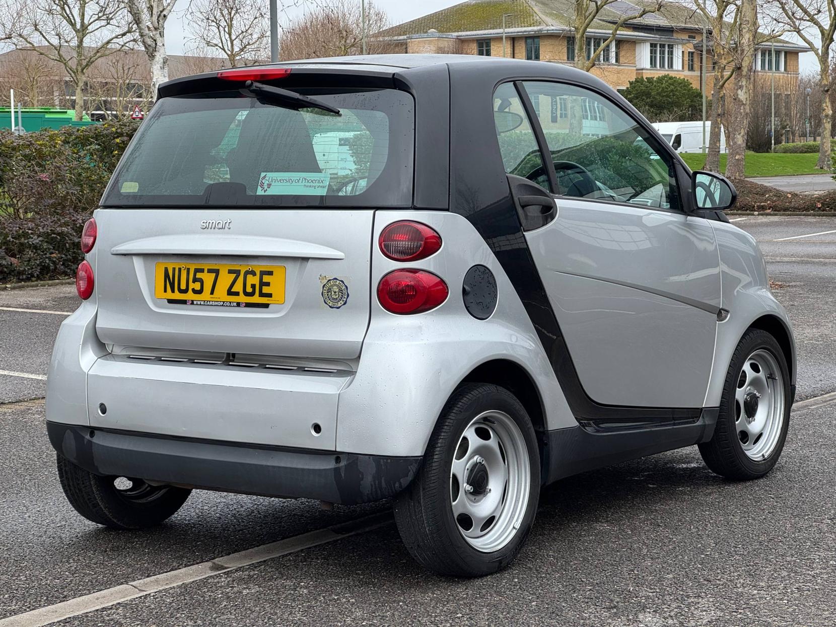 Smart fortwo 1.0 Pure Coupe 2dr Petrol Auto Euro 4 (61 bhp)
