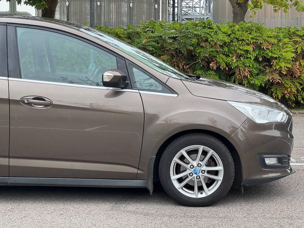 Ford C-Max 1.0T EcoBoost Zetec MPV 5dr Petrol Manual Euro 6 (s/s) (125 ps)