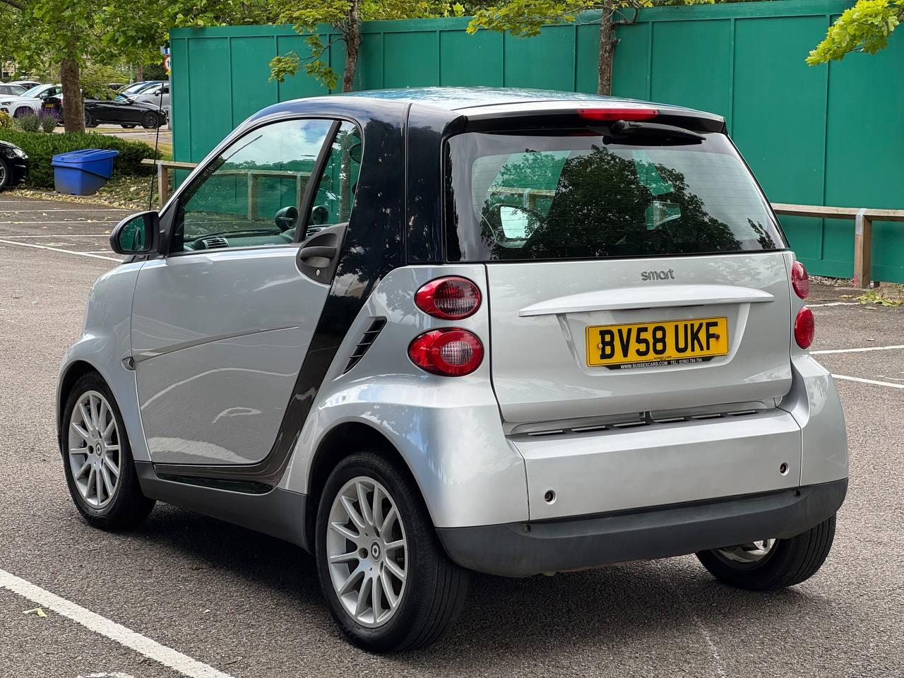 Smart fortwo 1.0 Passion Coupe 2dr Petrol Auto Euro 4 (71 bhp)