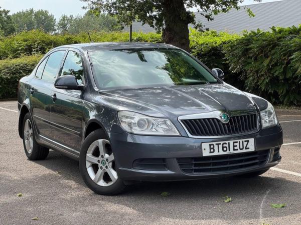 Skoda Octavia 1.6 TDI SE Hatchback 5dr Diesel Manual Euro 5 (105 ps)