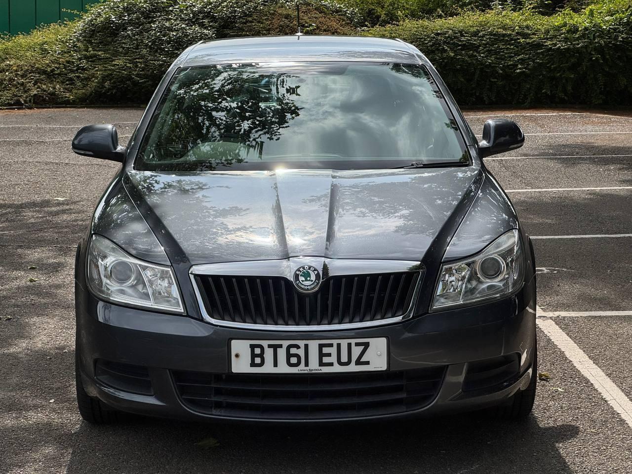 Skoda Octavia 1.6 TDI SE Hatchback 5dr Diesel Manual Euro 5 (105 ps)