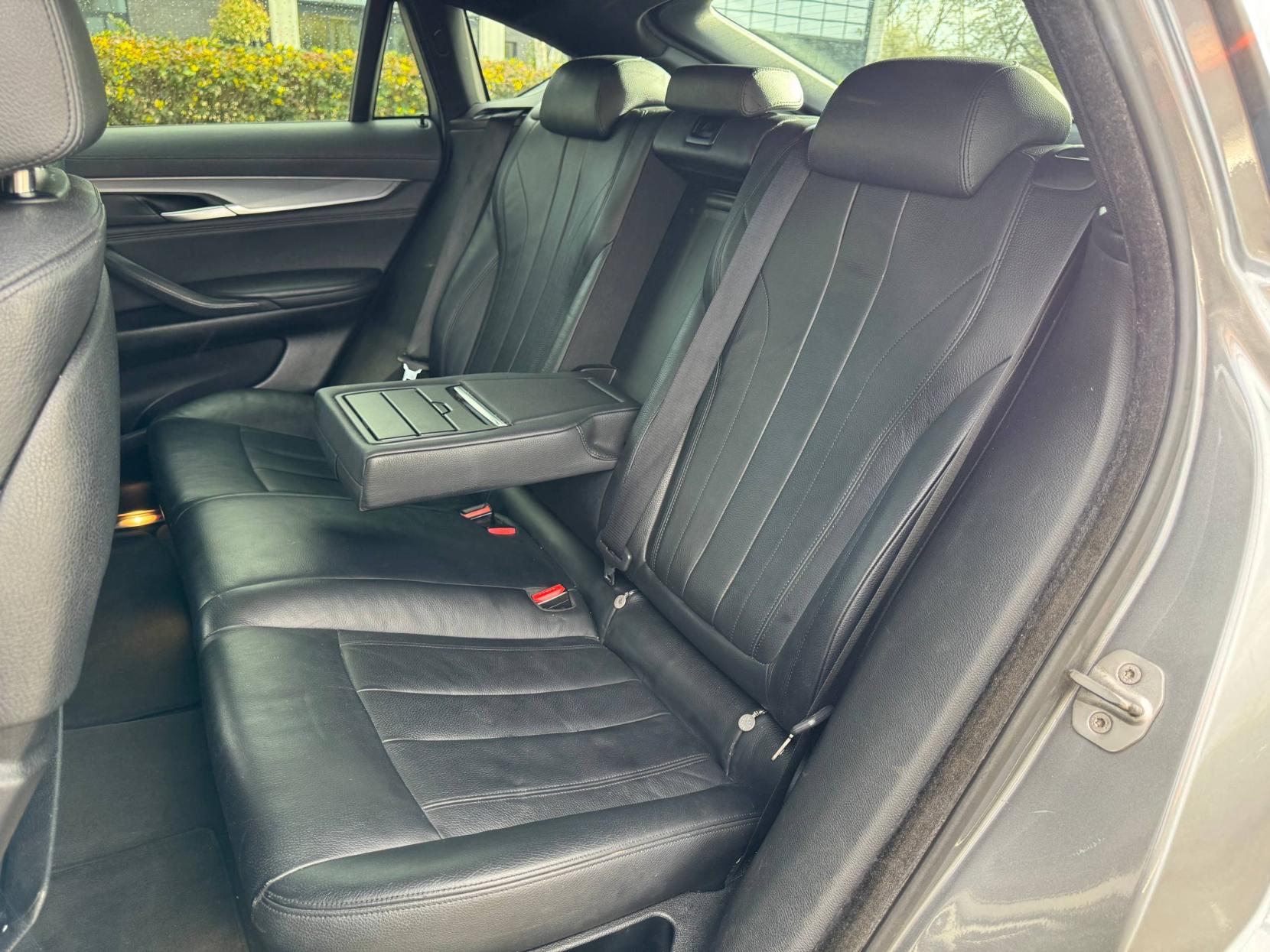 BMW X6 3.0 30d M Sport SUV 5dr Diesel Auto xDrive Euro 6 (s/s) (258 ps)