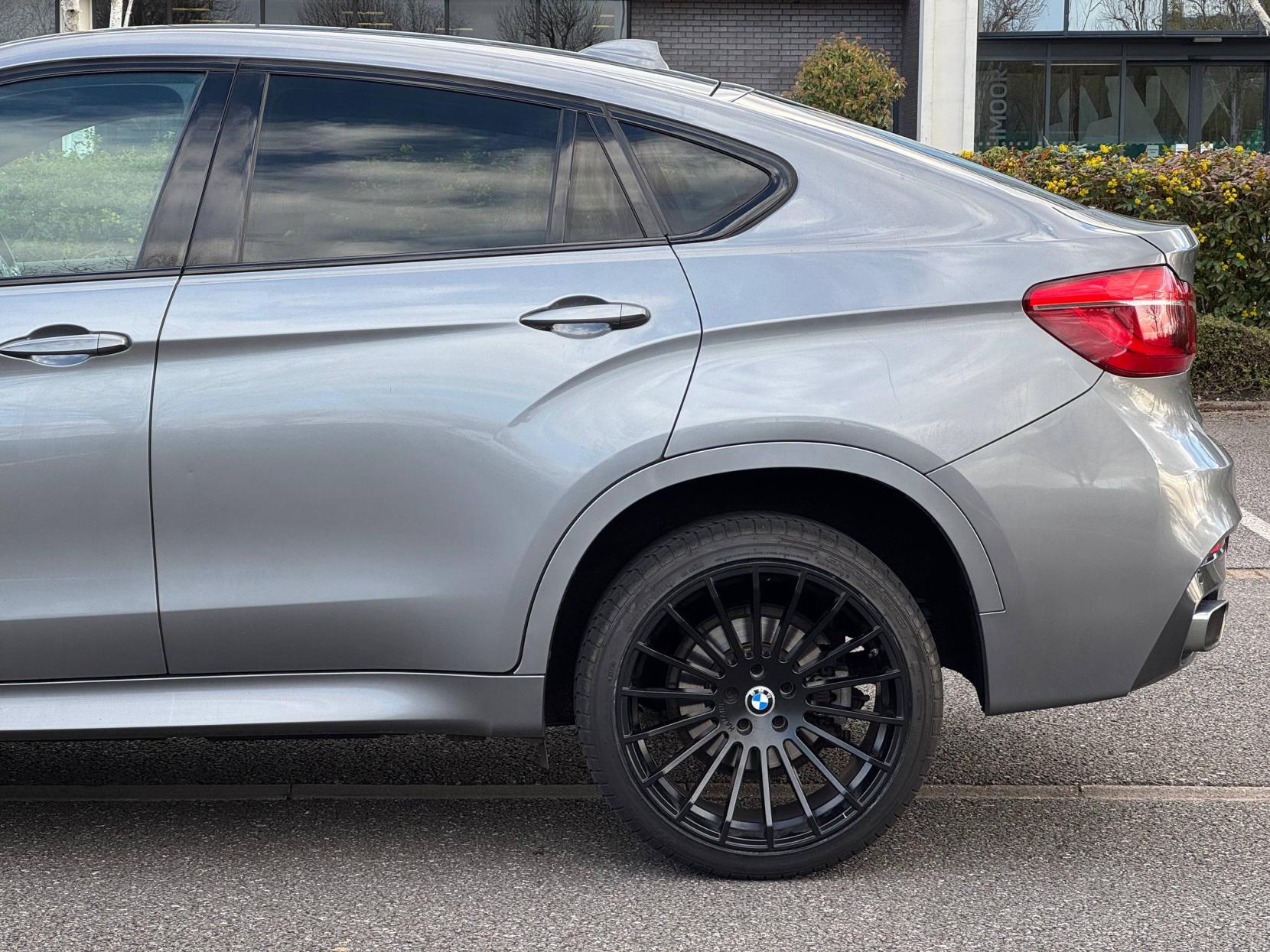 BMW X6 3.0 30d M Sport SUV 5dr Diesel Auto xDrive Euro 6 (s/s) (258 ps)