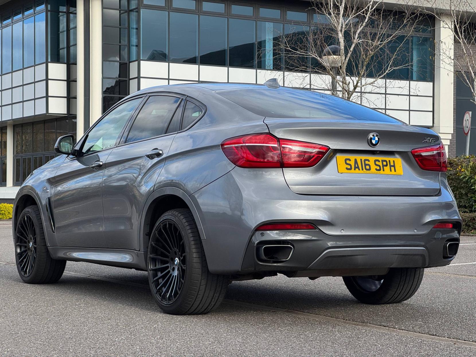 BMW X6 3.0 30d M Sport SUV 5dr Diesel Auto xDrive Euro 6 (s/s) (258 ps)