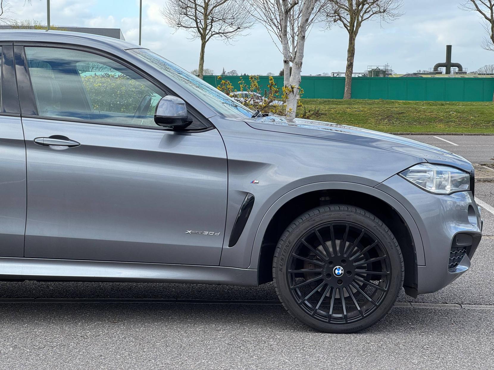 BMW X6 3.0 30d M Sport SUV 5dr Diesel Auto xDrive Euro 6 (s/s) (258 ps)