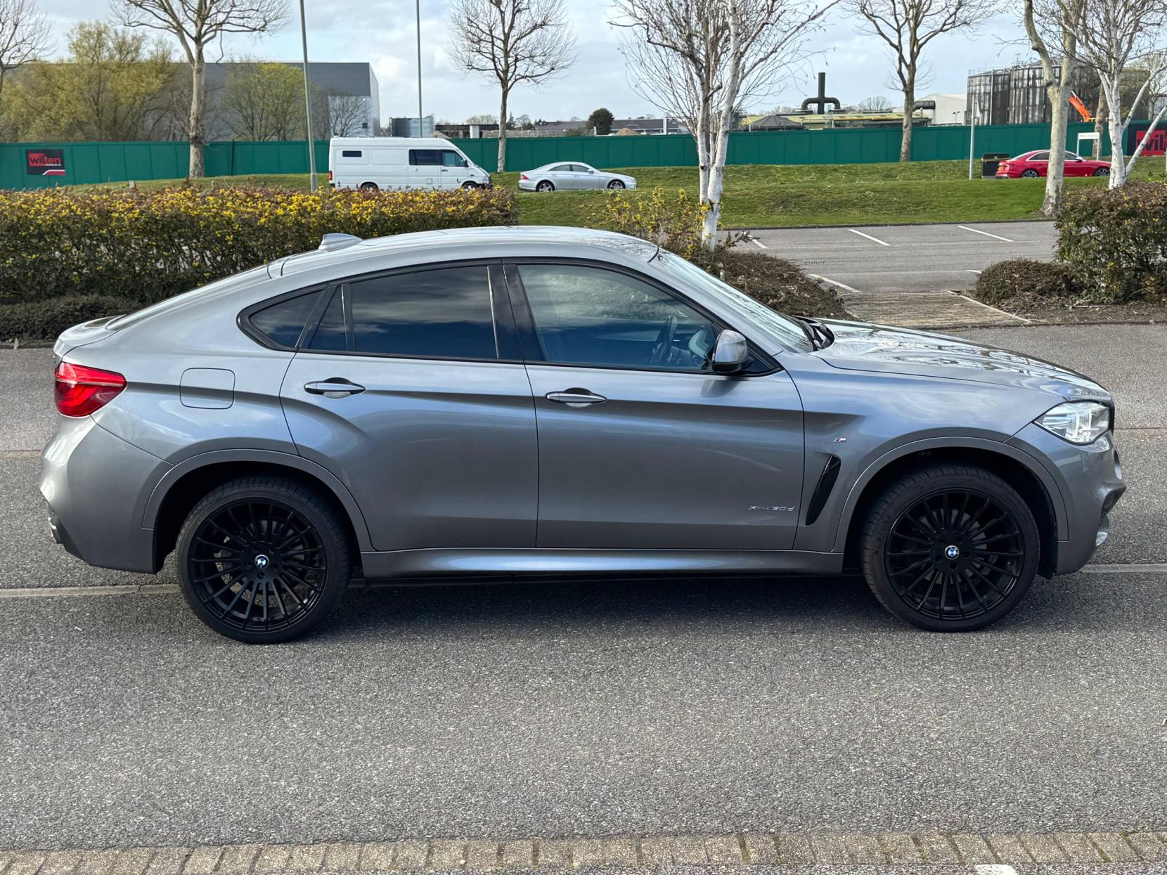 BMW X6 3.0 30d M Sport SUV 5dr Diesel Auto xDrive Euro 6 (s/s) (258 ps)