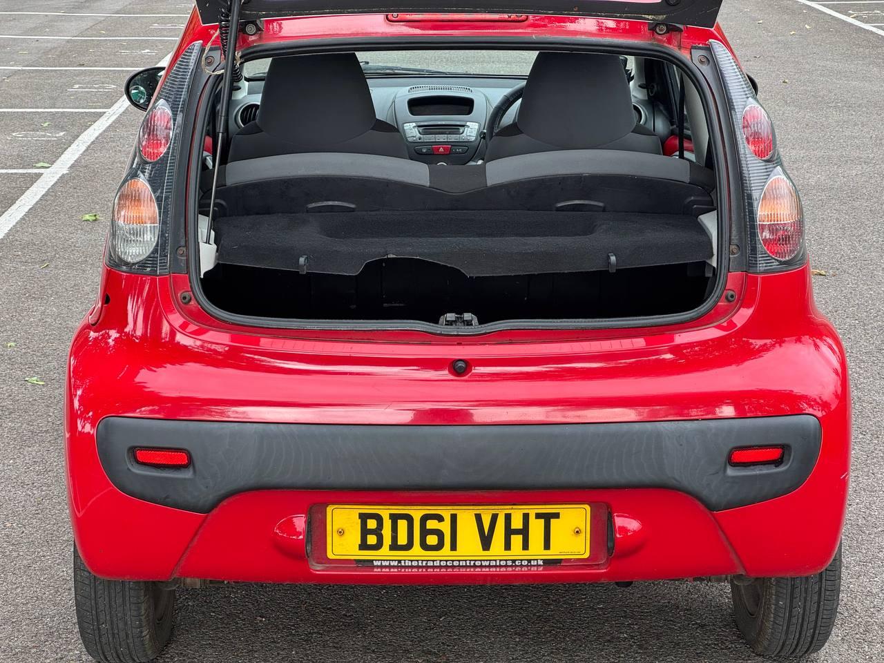 Citroen C1 1.0i VTR Hatchback 3dr Petrol Manual Euro 5 (68 ps)