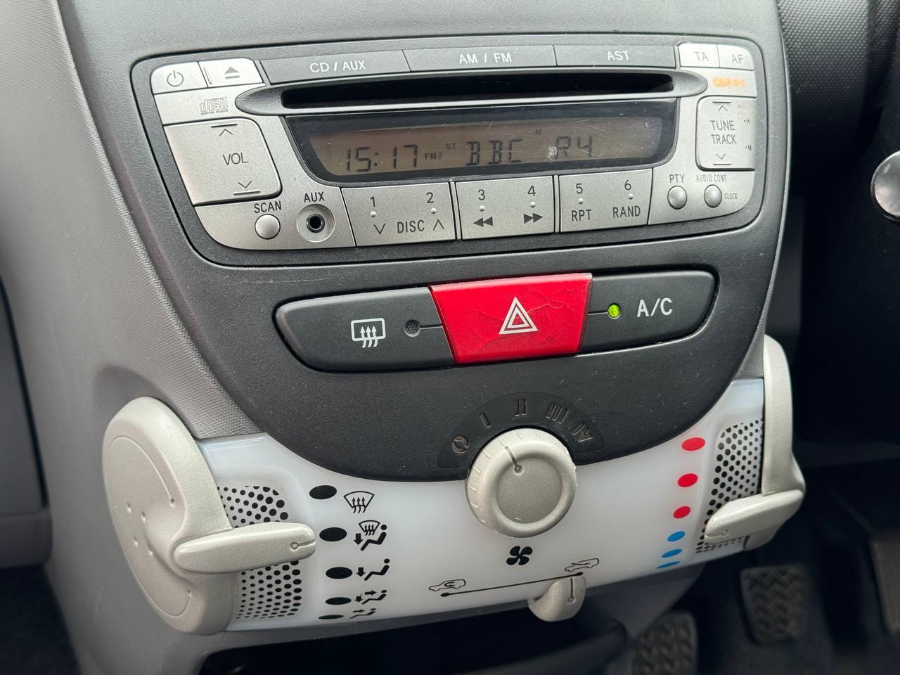 Citroen C1 1.0i VTR Hatchback 3dr Petrol Manual Euro 5 (68 ps)