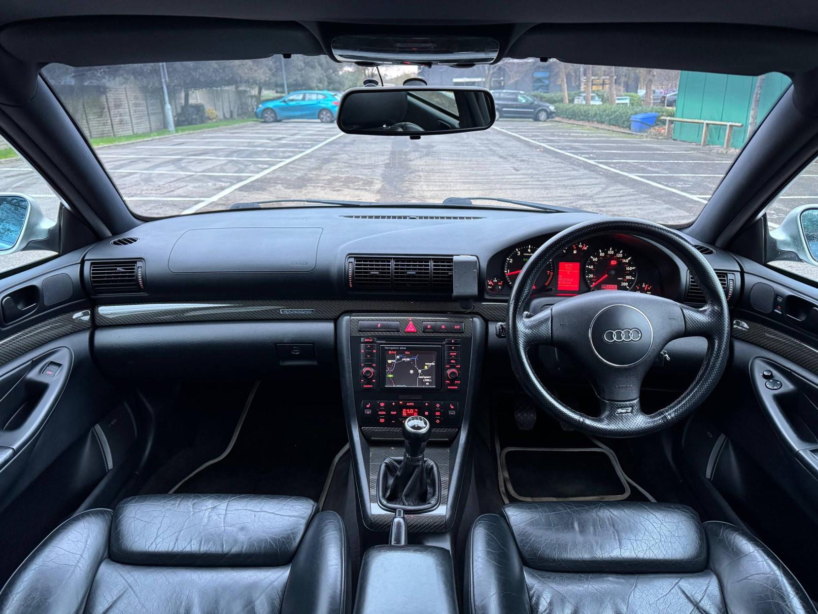 Audi RS4 Avant 2.7 Estate 5dr Petrol Manual quattro (288 g/km, 380 bhp)