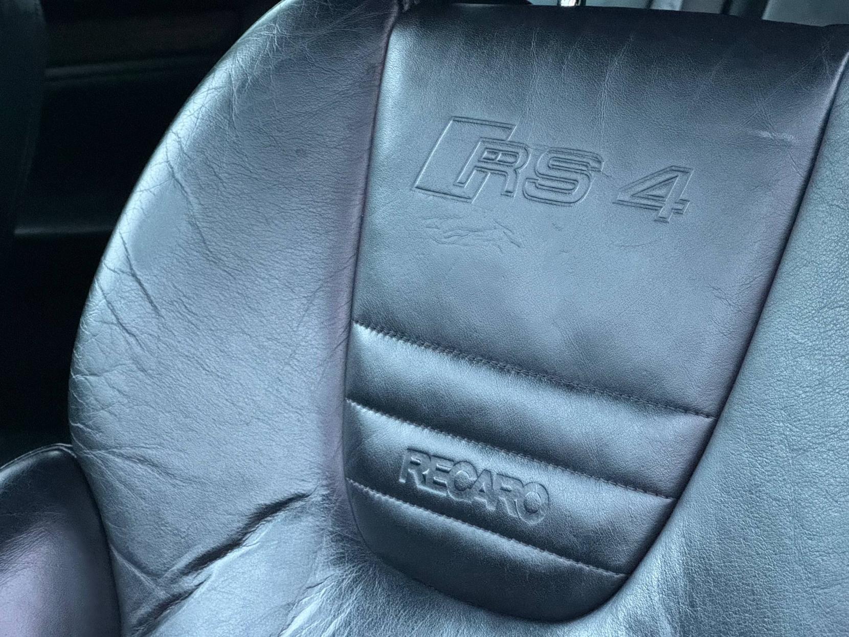 Audi RS4 Avant 2.7 Estate 5dr Petrol Manual quattro (288 g/km, 380 bhp)