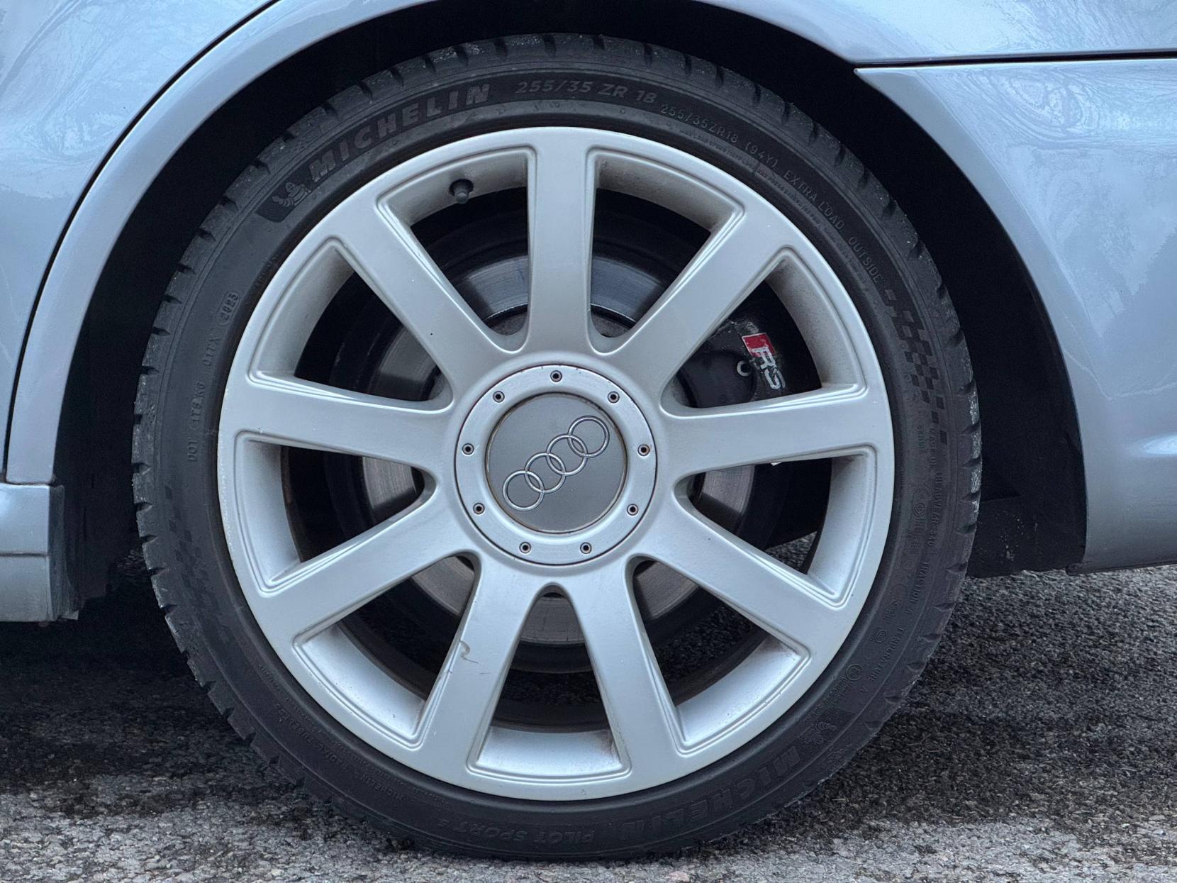 Audi RS4 Avant 2.7 Estate 5dr Petrol Manual quattro (288 g/km, 380 bhp)