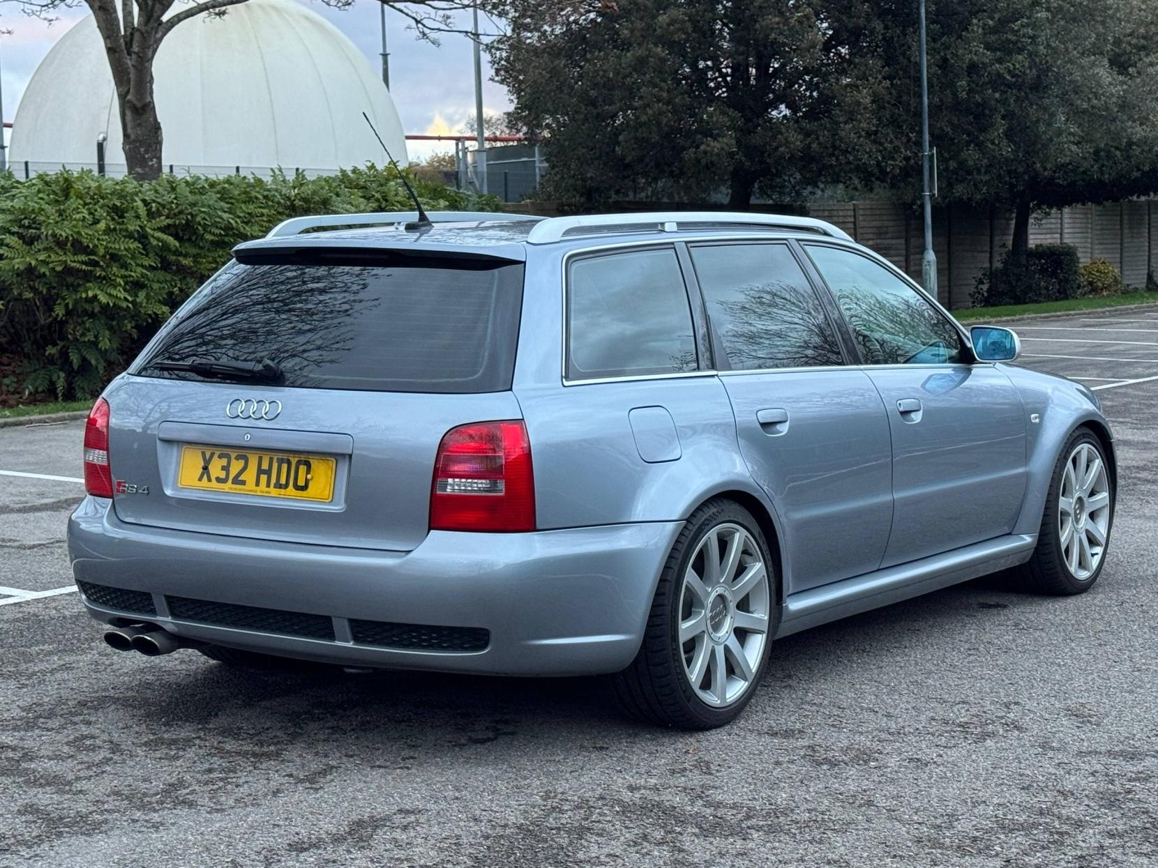 Audi RS4 Avant 2.7 Estate 5dr Petrol Manual quattro (288 g/km, 380 bhp)