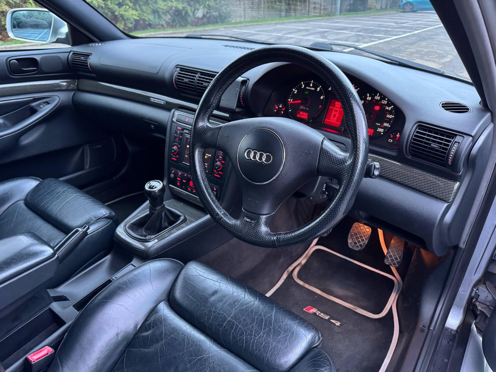 Audi RS4 Avant 2.7 Estate 5dr Petrol Manual quattro (288 g/km, 380 bhp)