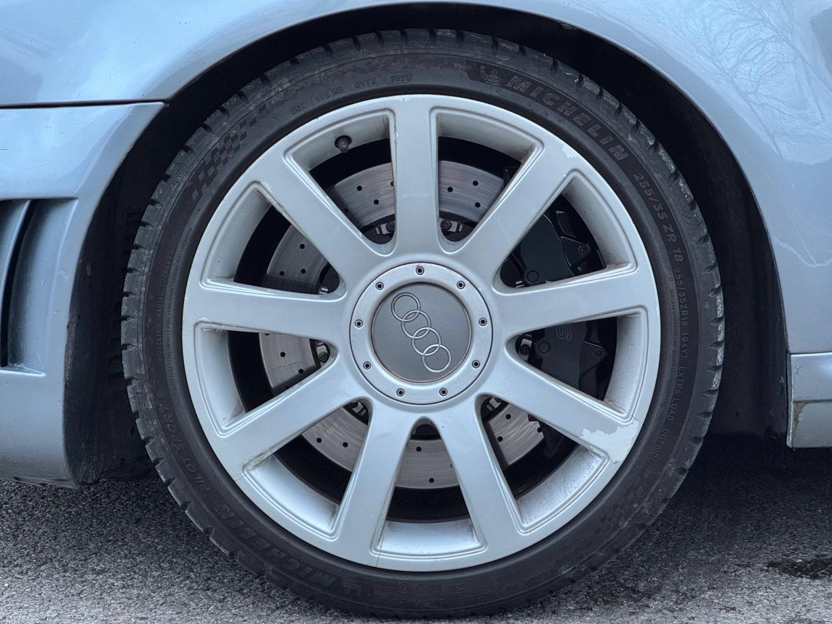 Audi RS4 Avant 2.7 Estate 5dr Petrol Manual quattro (288 g/km, 380 bhp)