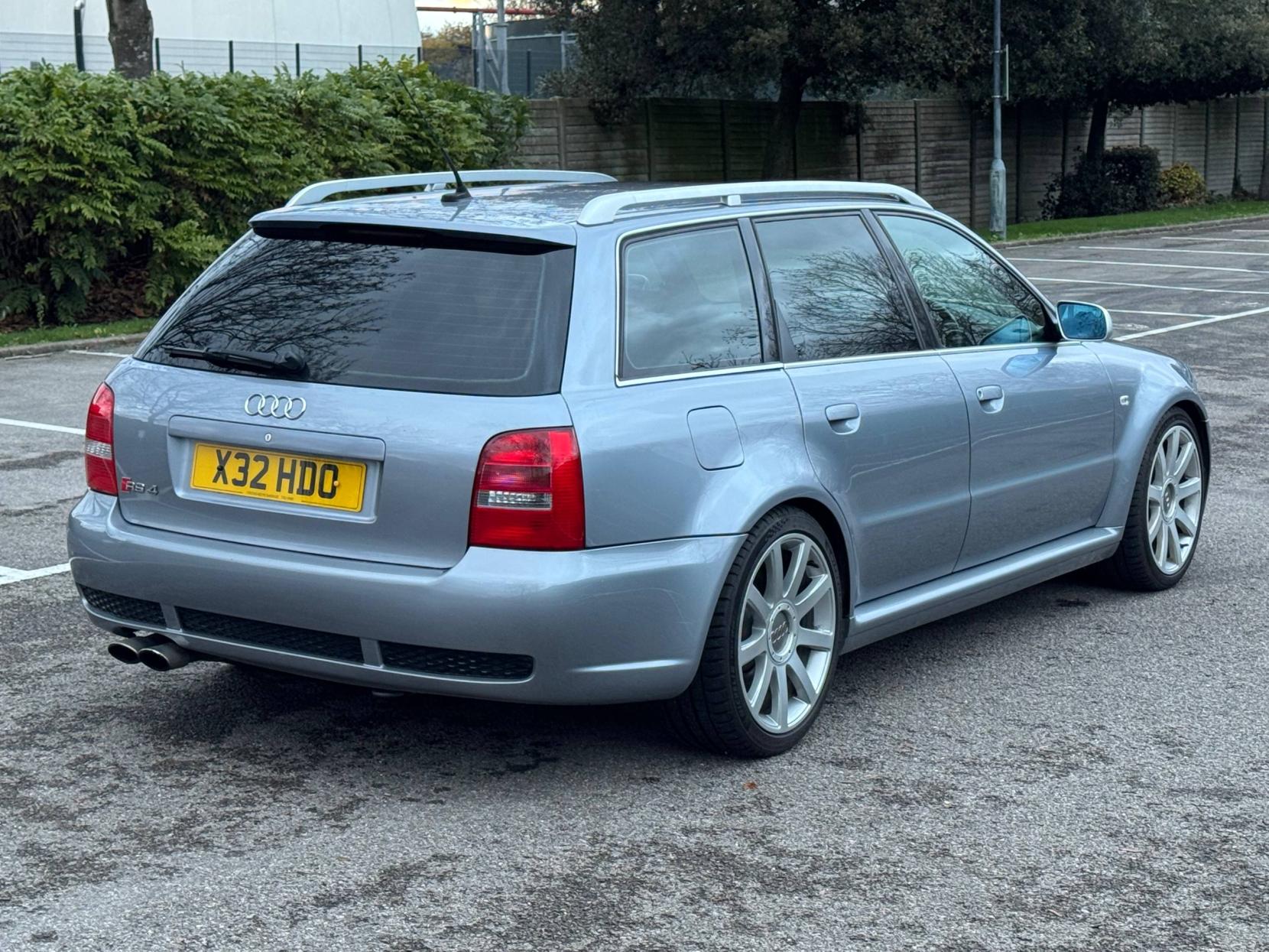 Audi RS4 Avant 2.7 Estate 5dr Petrol Manual quattro (288 g/km, 380 bhp)