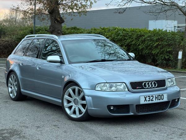 Audi RS4 Avant 2.7 Estate 5dr Petrol Manual quattro (288 g/km, 380 bhp)