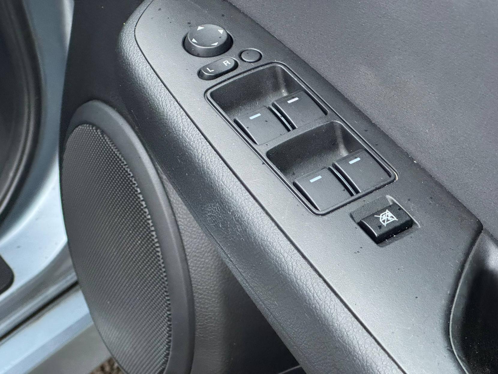 Mazda Mazda6 2.0 TS Hatchback 5dr Petrol Manual Euro 5 (155 ps)