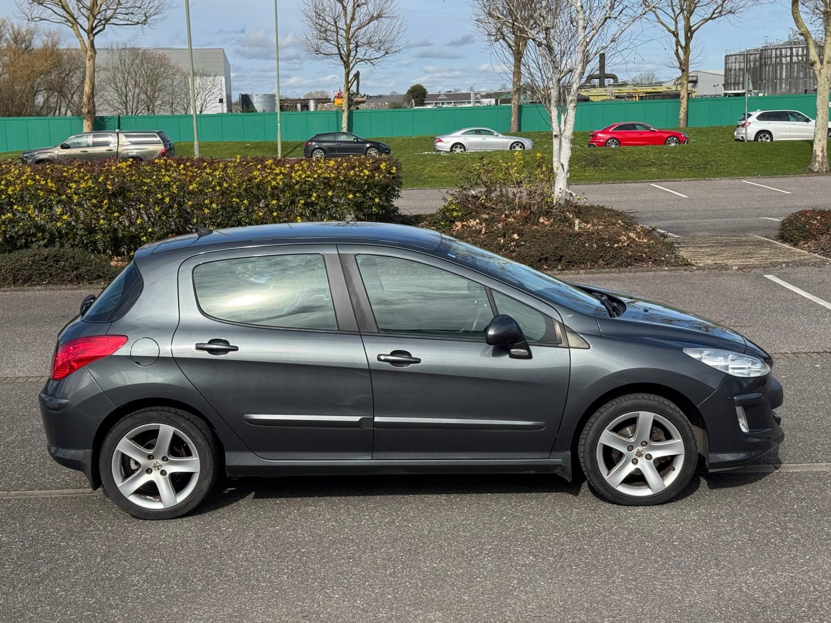 Peugeot 308 1.6 VTi Sport Hatchback 5dr Petrol Manual (159 g/km, 120 bhp)
