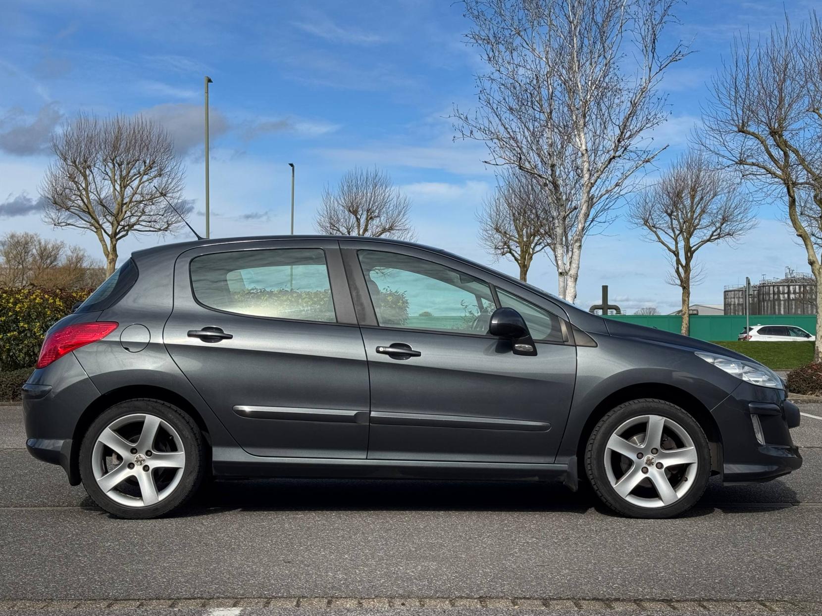 Peugeot 308 1.6 VTi Sport Hatchback 5dr Petrol Manual (159 g/km, 120 bhp)