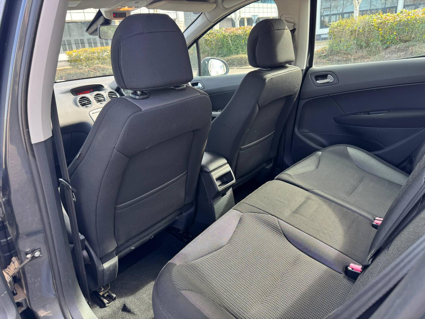 Peugeot 308 1.6 VTi Sport Hatchback 5dr Petrol Manual (159 g/km, 120 bhp)