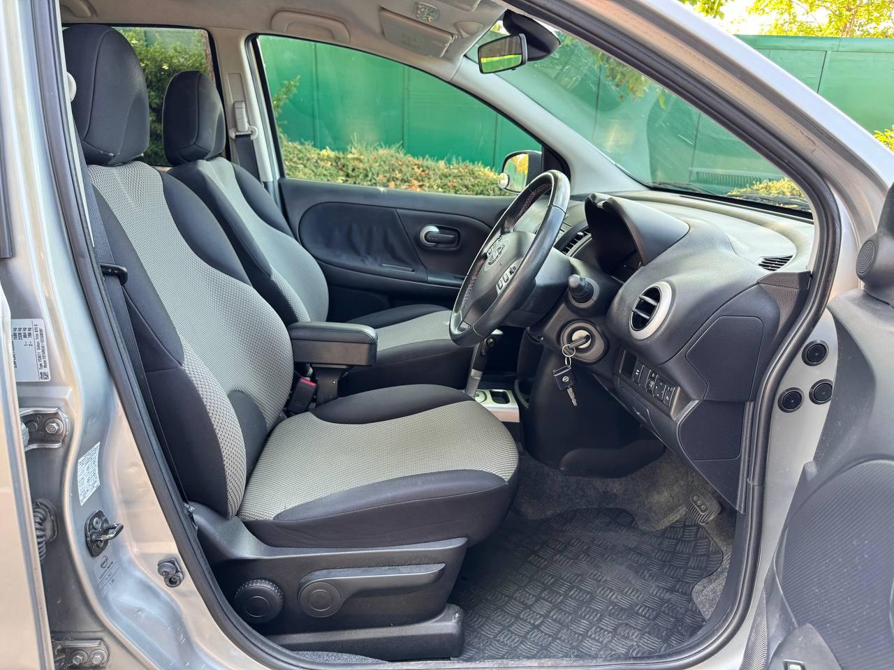 Nissan Note 1.6 16V n-tec Hatchback 5dr Petrol Auto Euro 5 (110 ps)