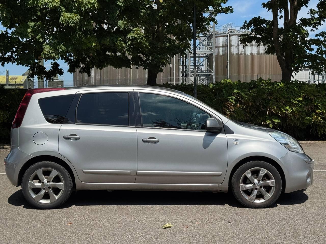 Nissan Note 1.6 16V n-tec Hatchback 5dr Petrol Auto Euro 5 (110 ps)