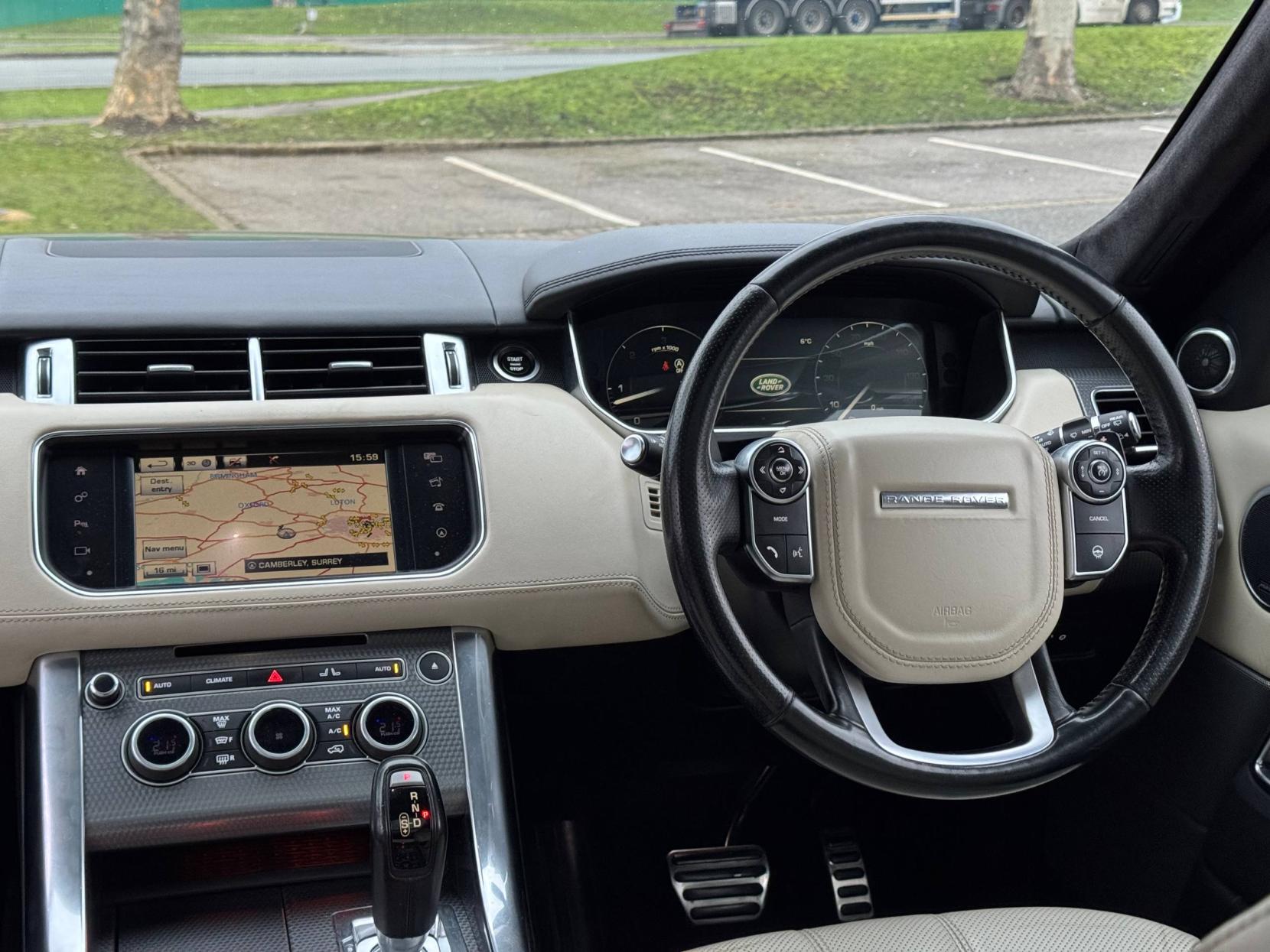 Land Rover Range Rover Sport 4.4 SD V8 Autobiography Dynamic SUV 5dr Diesel Auto 4WD Euro 6 (s/s) (339 ps)