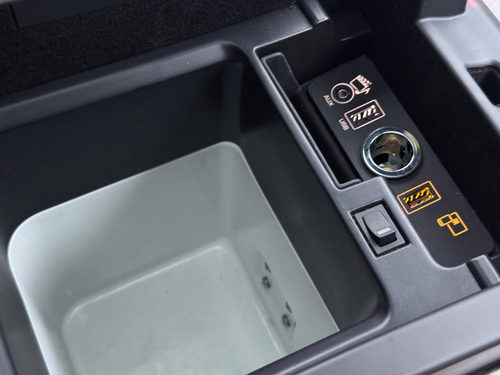 Land Rover Range Rover Sport 4.4 SD V8 Autobiography Dynamic SUV 5dr Diesel Auto 4WD Euro 6 (s/s) (339 ps)