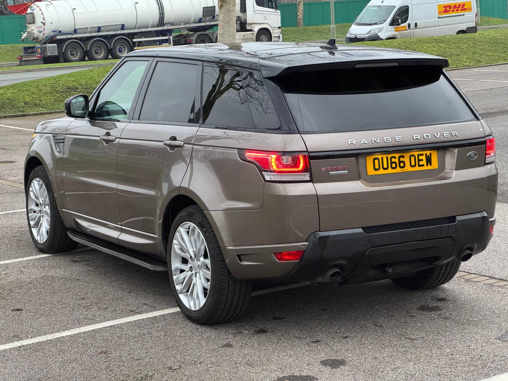 Land Rover Range Rover Sport 4.4 SD V8 Autobiography Dynamic SUV 5dr Diesel Auto 4WD Euro 6 (s/s) (339 ps)