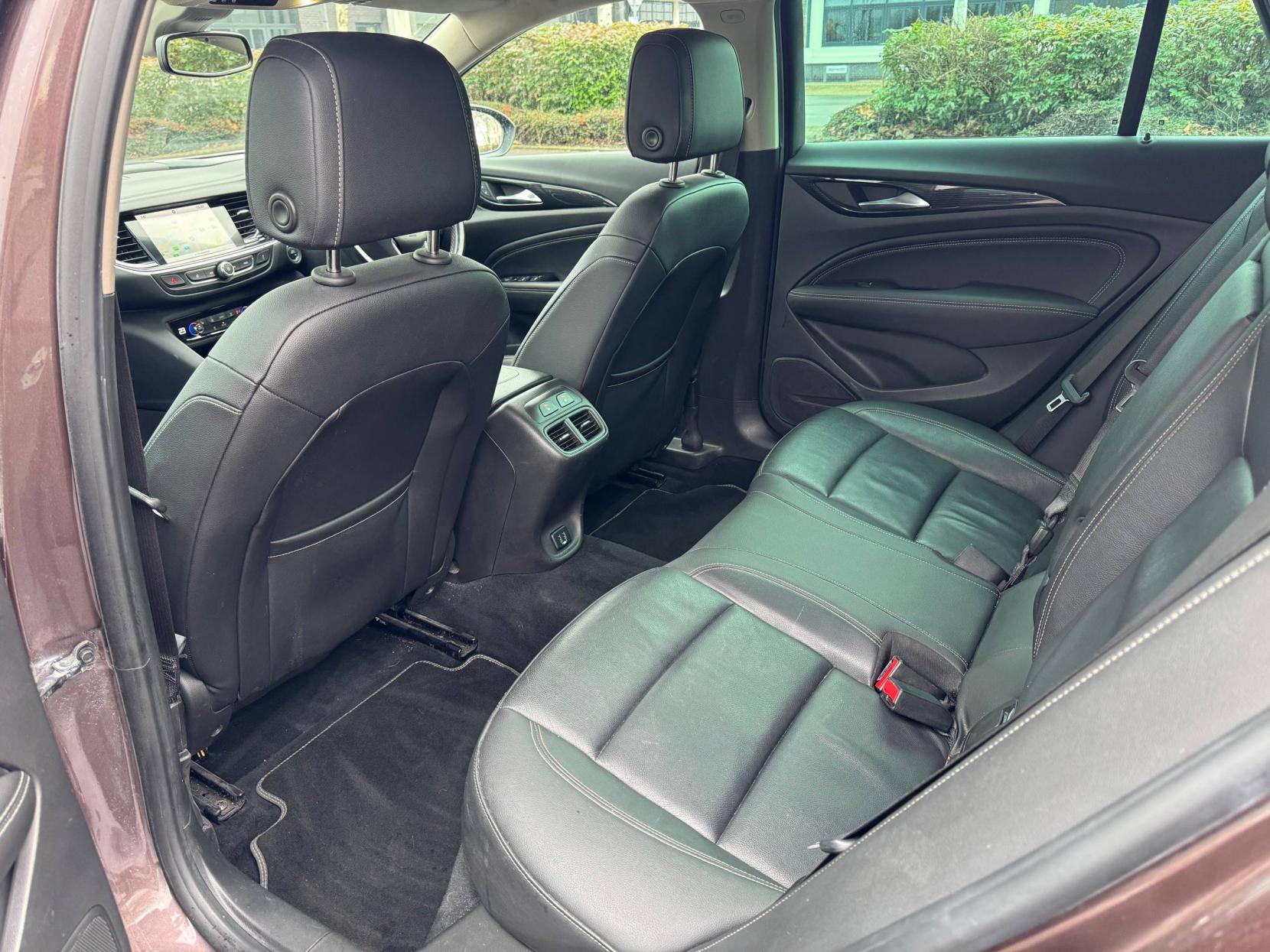 Vauxhall Insignia 1.5i Turbo Elite Nav Sports Tourer 5dr Petrol Manual Euro 6 (s/s) (165 ps)