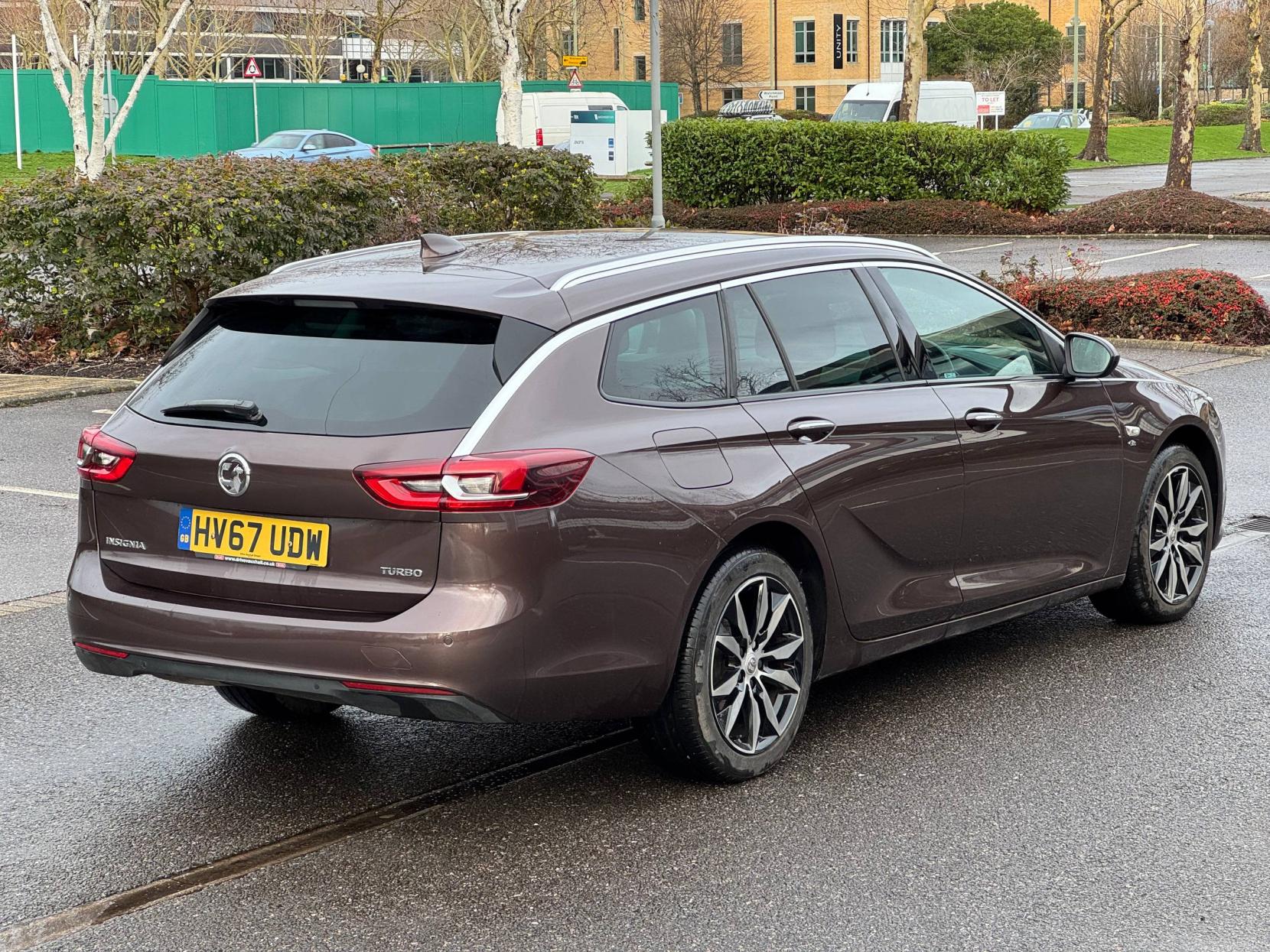 Vauxhall Insignia 1.5i Turbo Elite Nav Sports Tourer 5dr Petrol Manual Euro 6 (s/s) (165 ps)