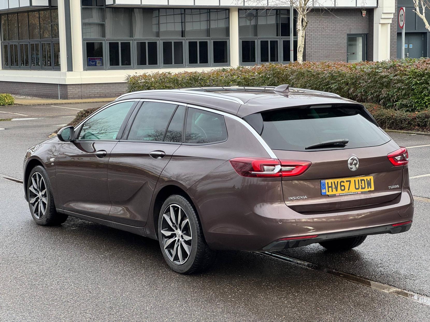 Vauxhall Insignia 1.5i Turbo Elite Nav Sports Tourer 5dr Petrol Manual Euro 6 (s/s) (165 ps)