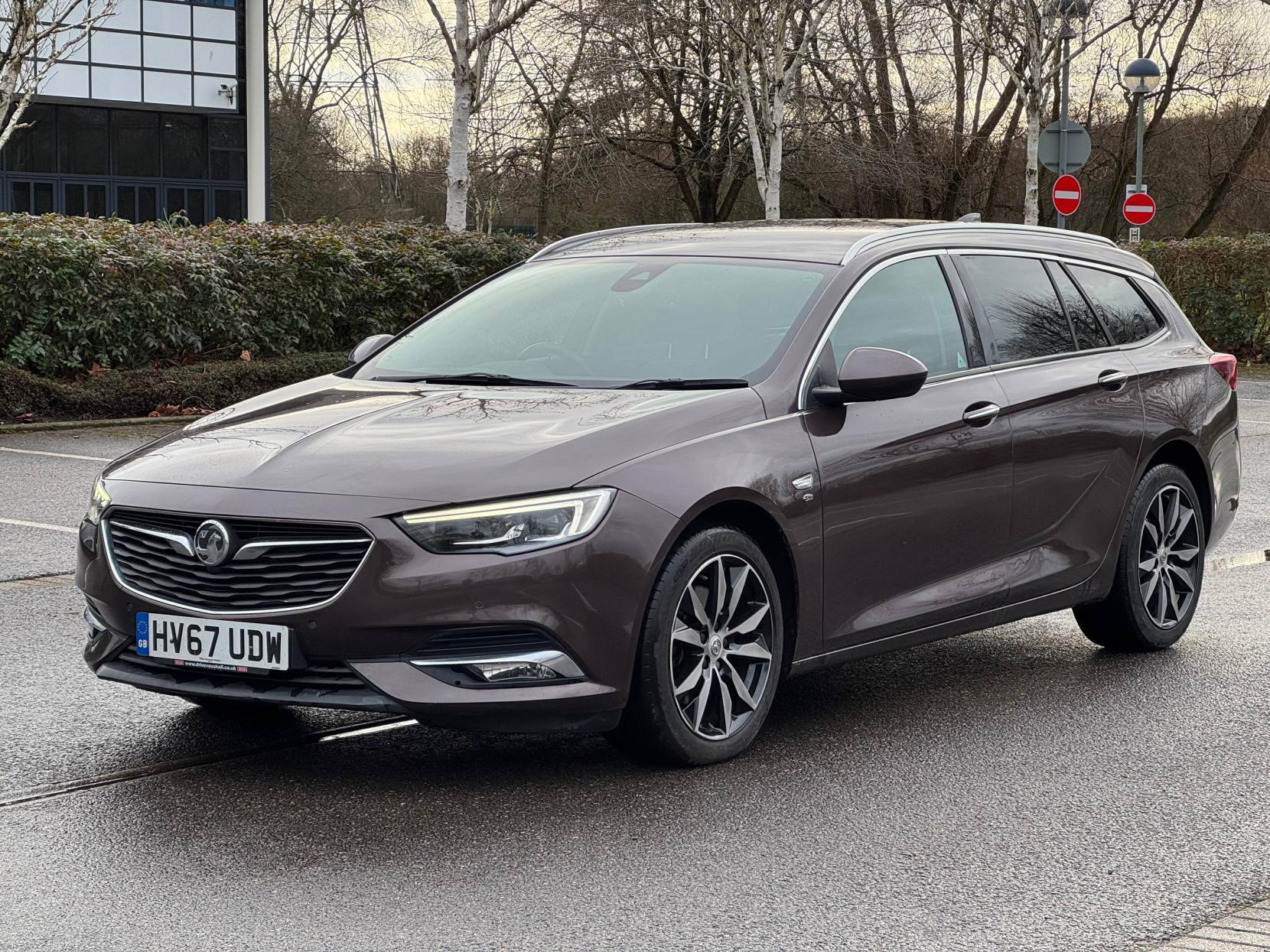 Vauxhall Insignia 1.5i Turbo Elite Nav Sports Tourer 5dr Petrol Manual Euro 6 (s/s) (165 ps)