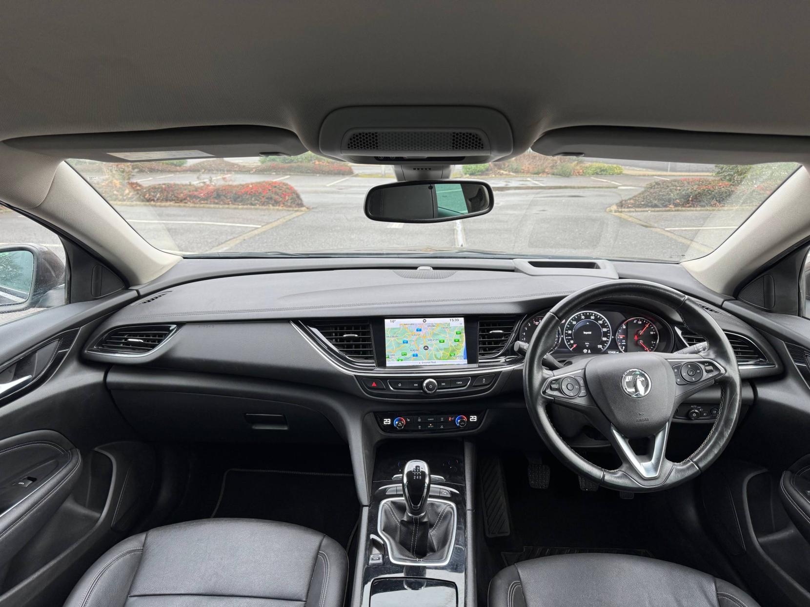 Vauxhall Insignia 1.5i Turbo Elite Nav Sports Tourer 5dr Petrol Manual Euro 6 (s/s) (165 ps)