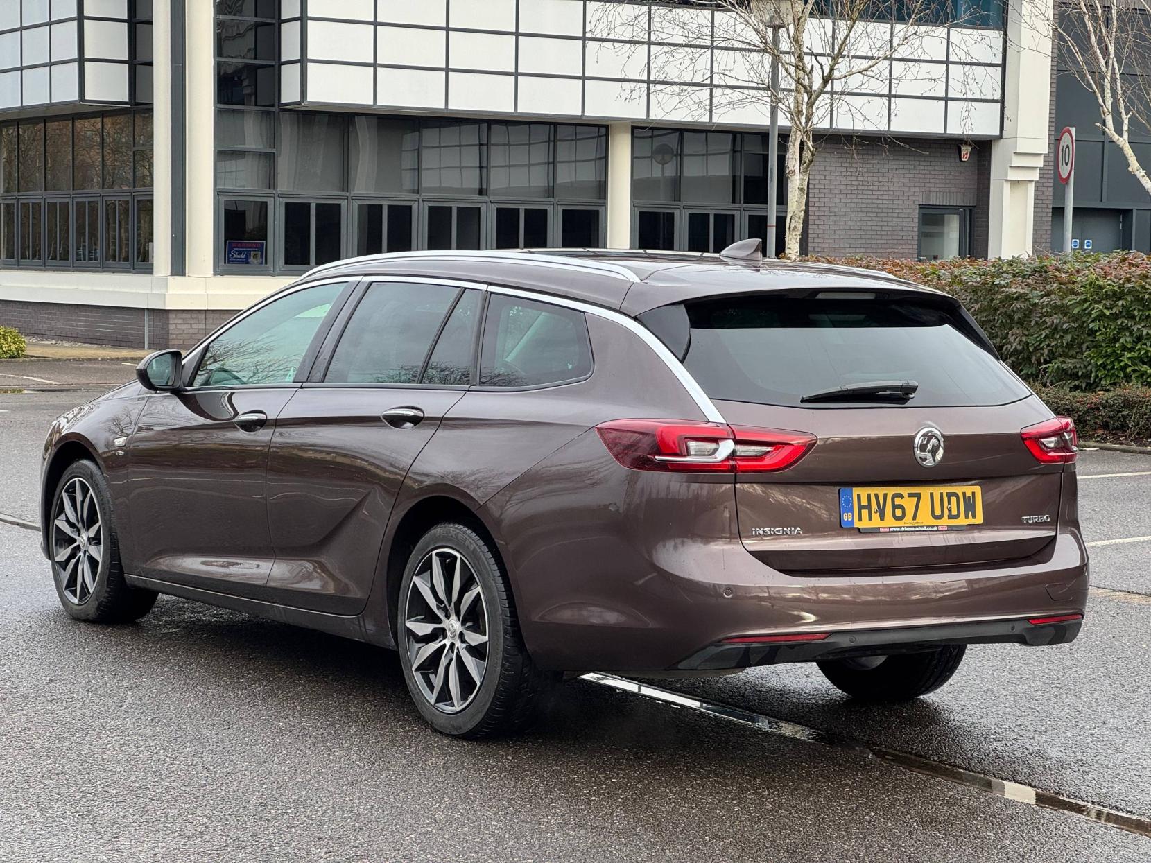 Vauxhall Insignia 1.5i Turbo Elite Nav Sports Tourer 5dr Petrol Manual Euro 6 (s/s) (165 ps)