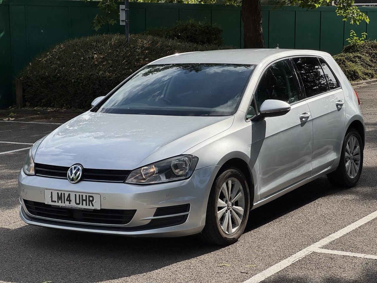 Volkswagen Golf 1.6 TDI BlueMotion Tech SE Hatchback 5dr Diesel DSG Euro 5 (s/s) (105 ps)