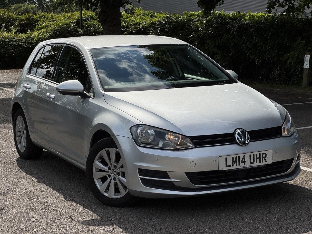 Volkswagen Golf 1.6 TDI BlueMotion Tech SE Hatchback 5dr Diesel DSG Euro 5 (s/s) (105 ps)