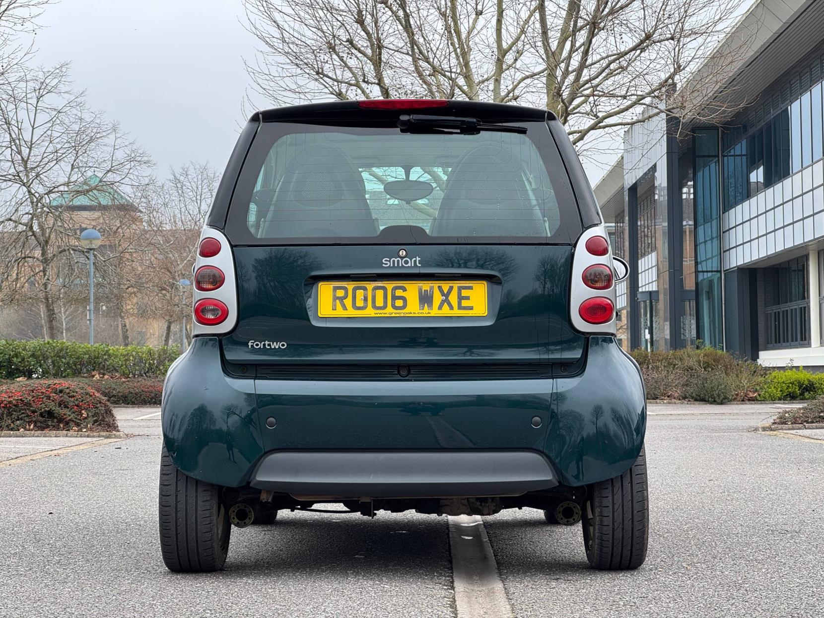 Smart fortwo 0.7 City Grandstyle Hatchback 3dr Petrol Automatic (116 g/km, 61 bhp)