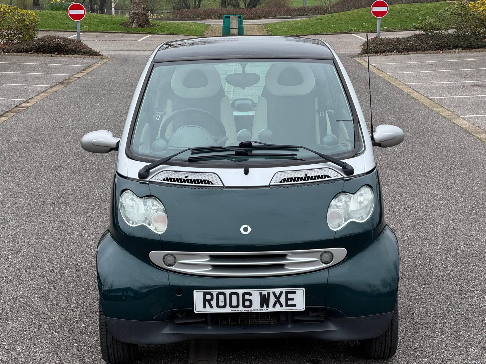 Smart fortwo 0.7 City Grandstyle Hatchback 3dr Petrol Automatic (116 g/km, 61 bhp)
