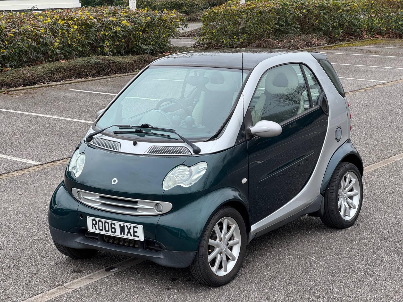 Smart fortwo 0.7 City Grandstyle Hatchback 3dr Petrol Automatic (116 g/km, 61 bhp)