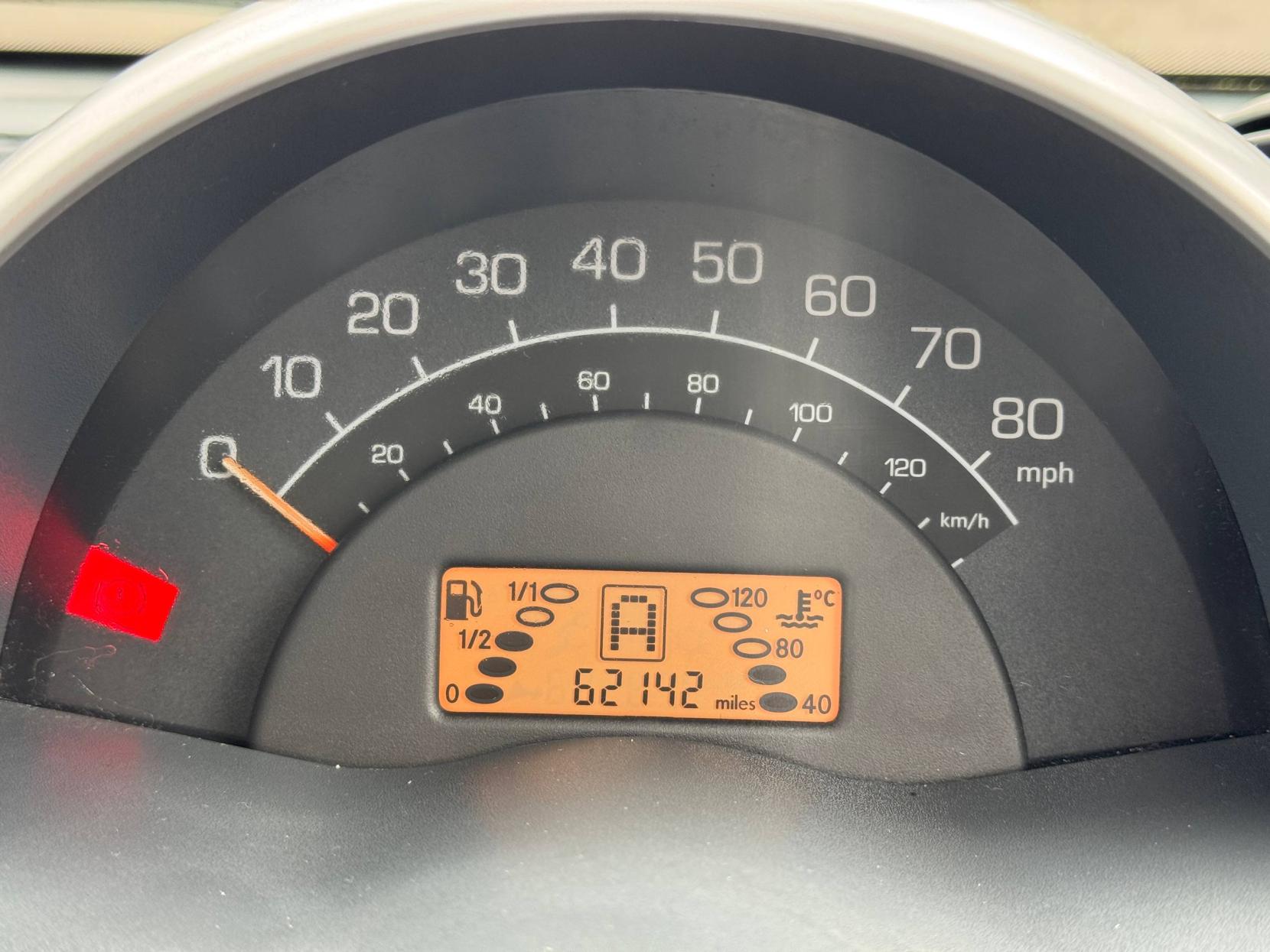 Smart fortwo 0.7 City Grandstyle Hatchback 3dr Petrol Automatic (116 g/km, 61 bhp)